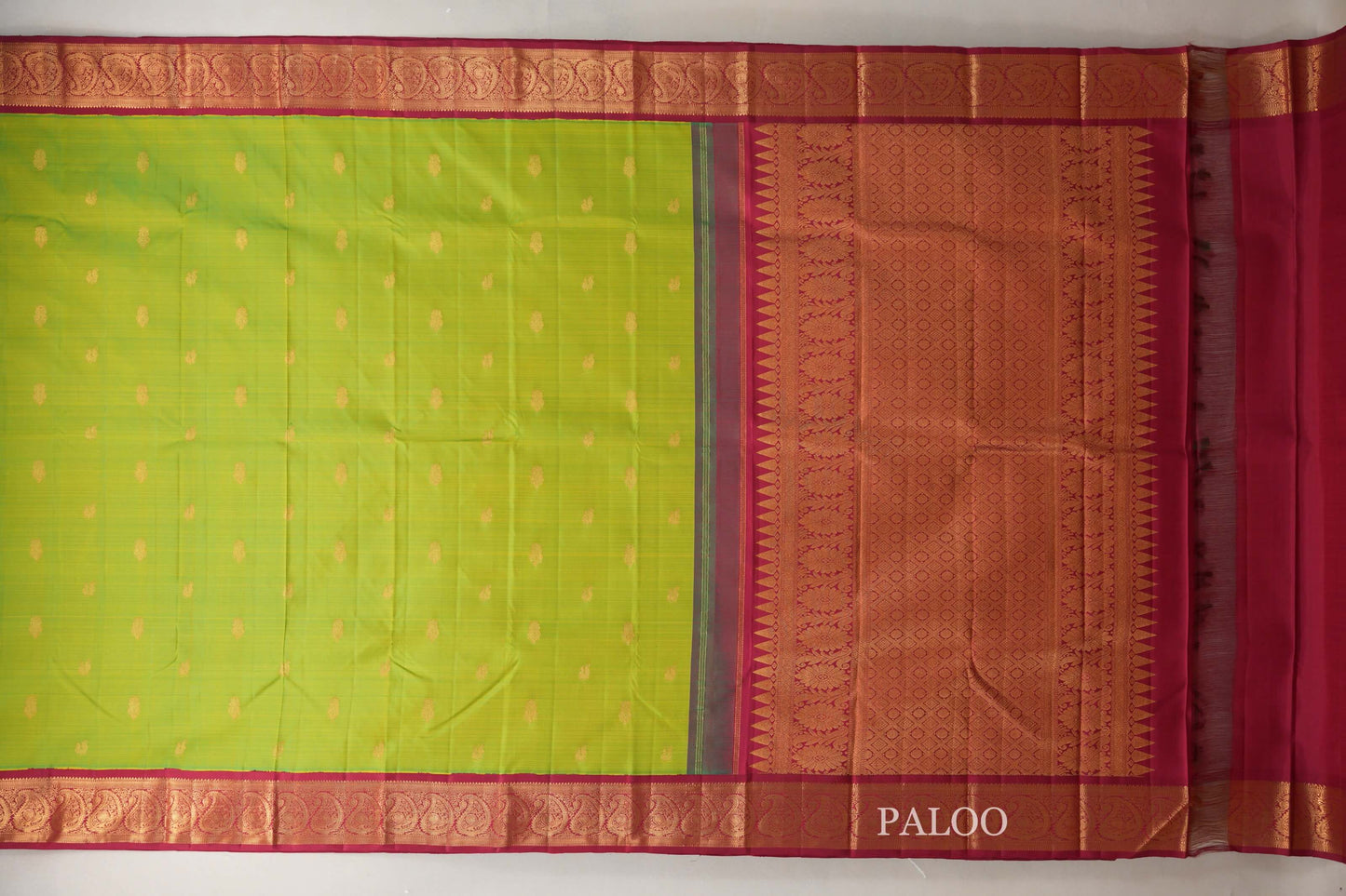 Dual Tone Green and Yellow with Deep Red Borders Vintage Kanjivaram Silk Saree SS8924