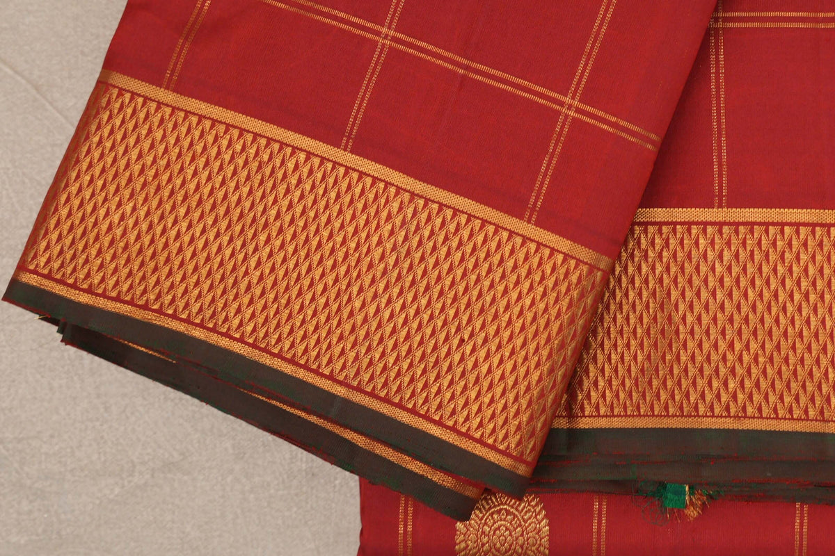 Deep Red Vintage Kanjivaram Silk Saree border