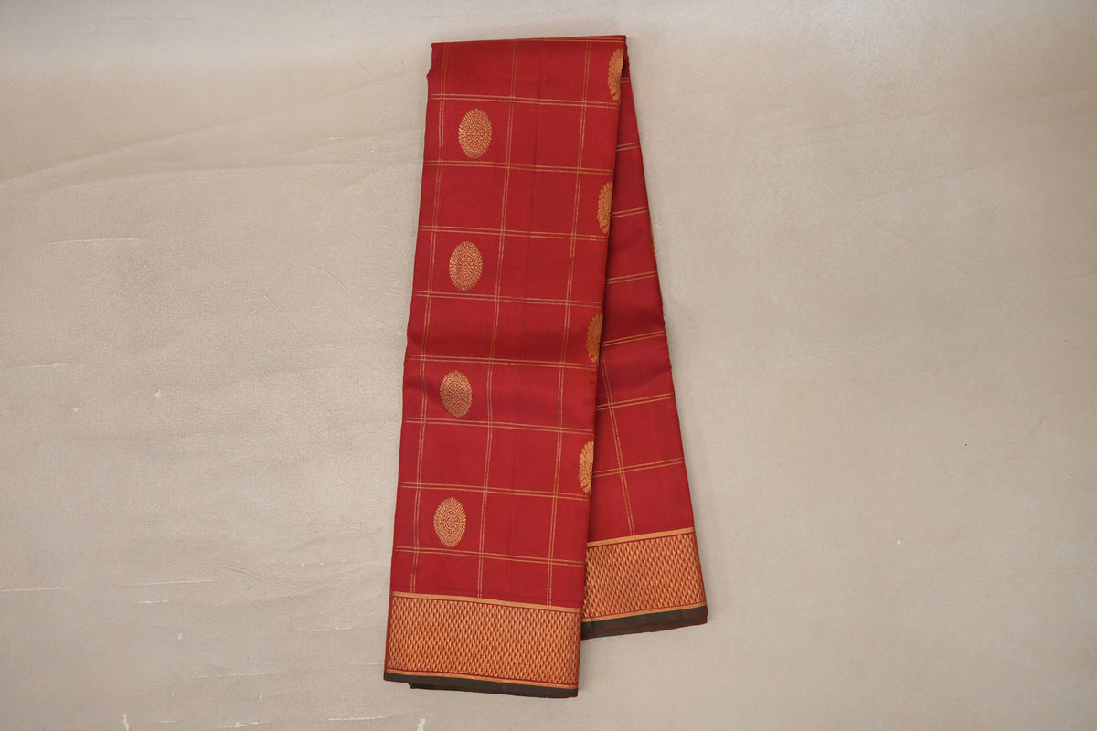 Online Deep Red with Deep Red & Dark Green Selvedge Borders Vintage Kanjivaram Silk Saree