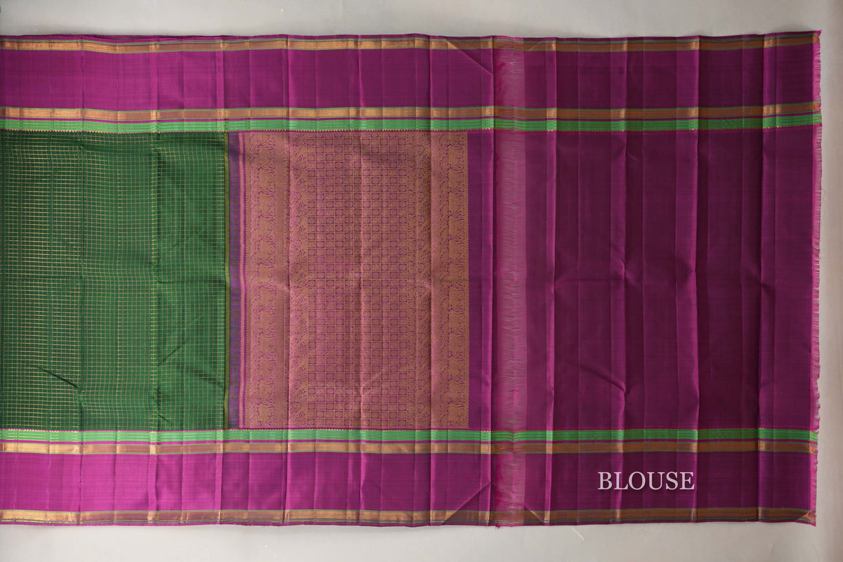 Deep Bottle Green with Deep Magenta Borders Vintage Kanjivaram Silk Saree blouse