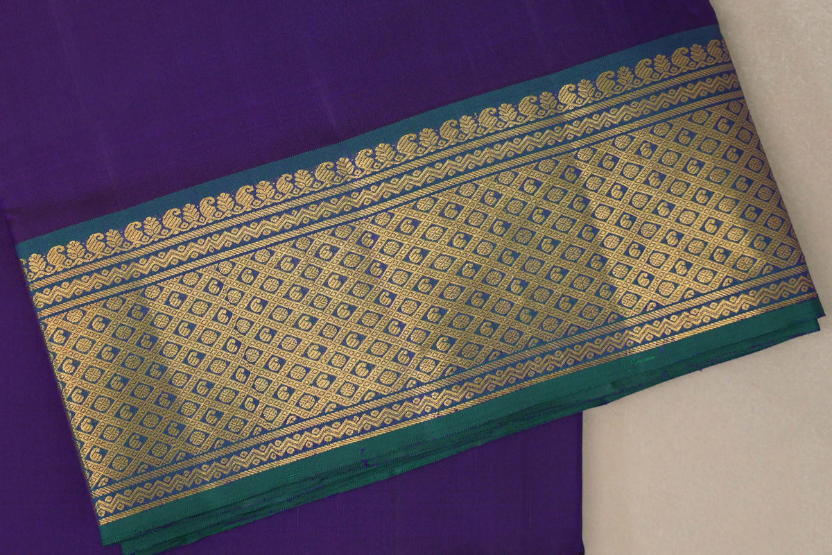 Deep Violet Ten Yards Silk Saree border