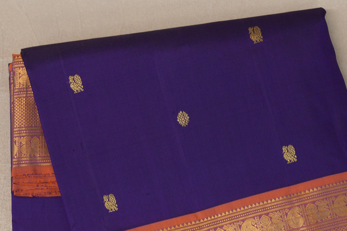 Deep Violet with Burnt Orange Borders Ten Yards Silk Saree body