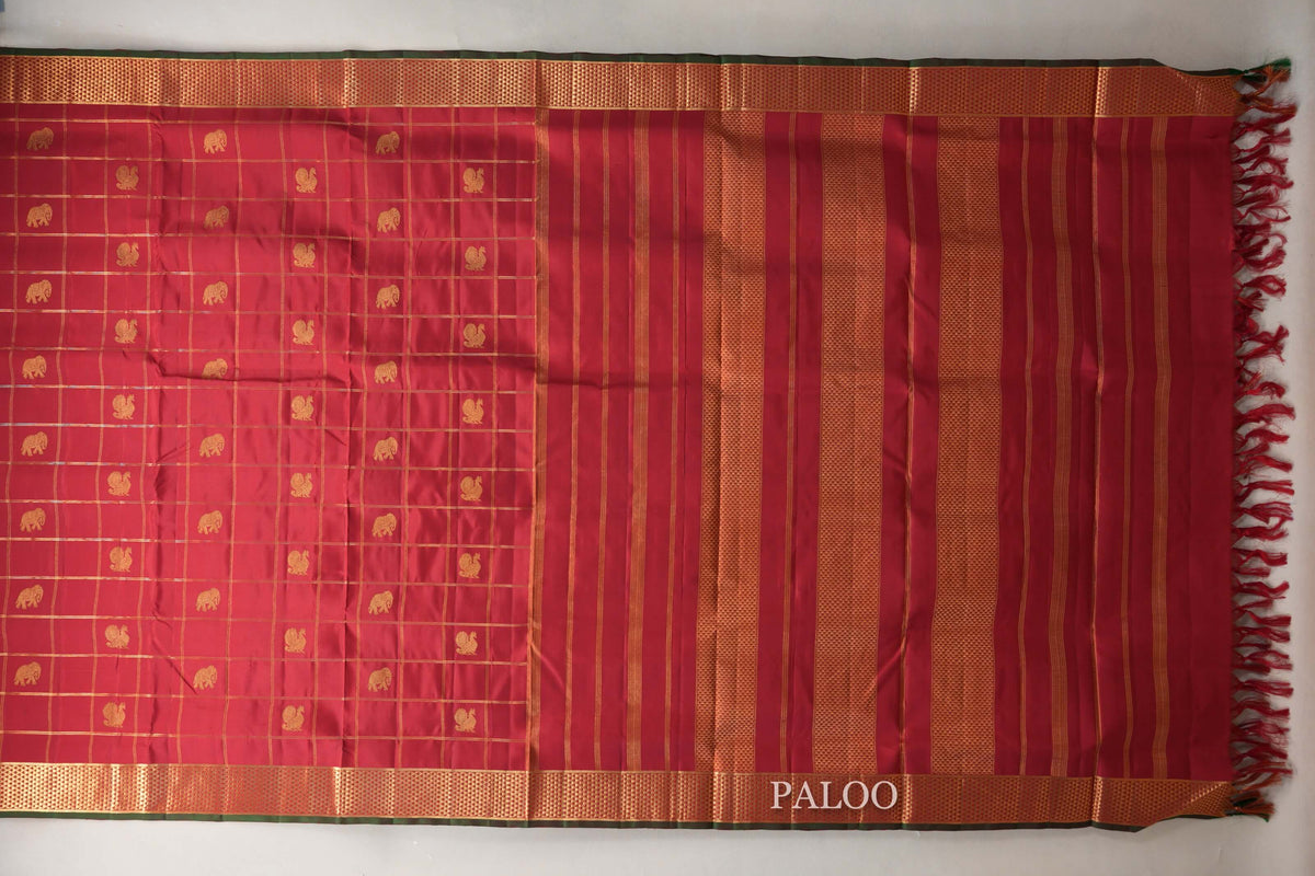 Deep Red Ten Yards Silk Saree paloo
