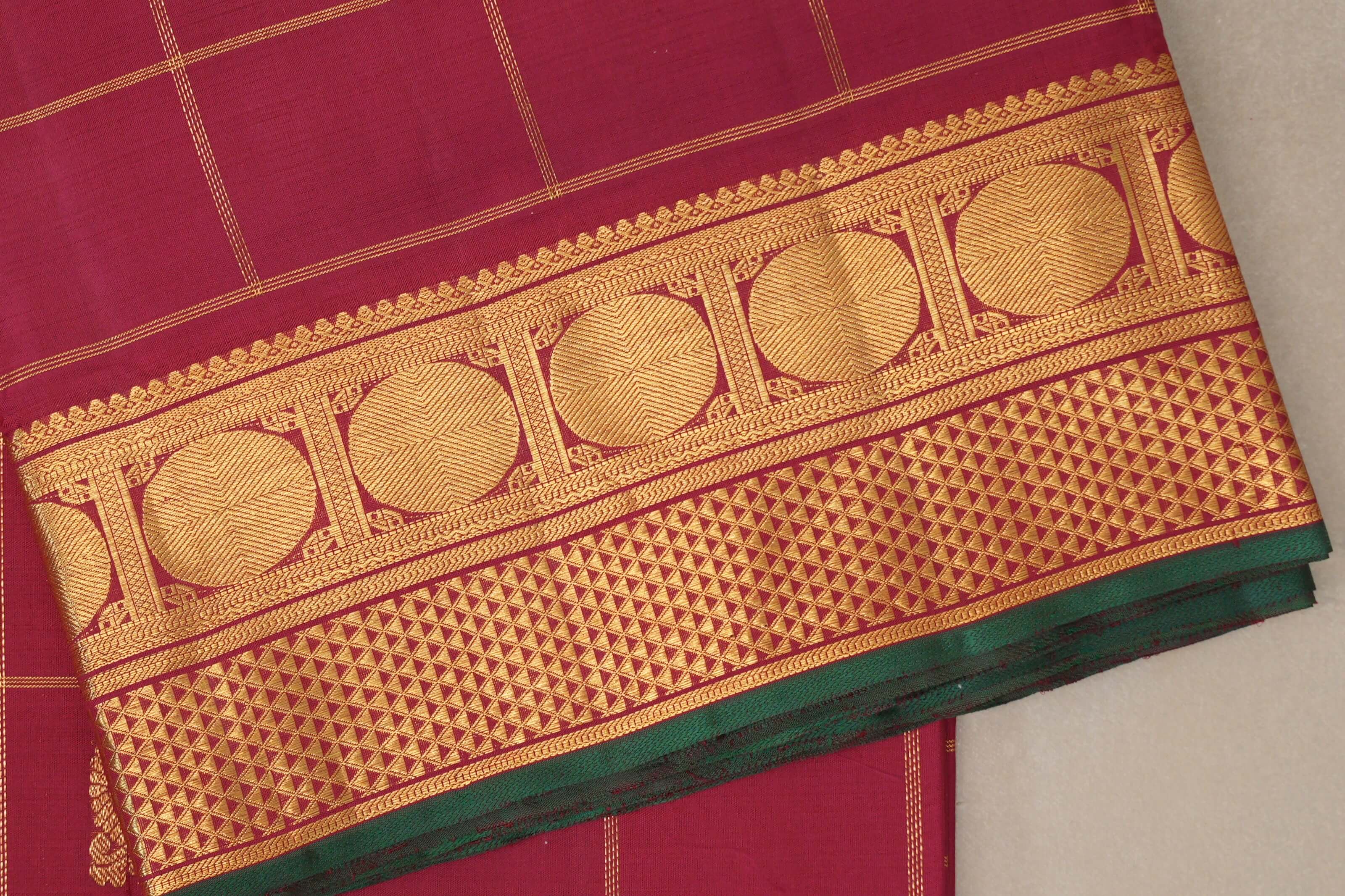 Reddish Pink Ten Yards Silk Saree border