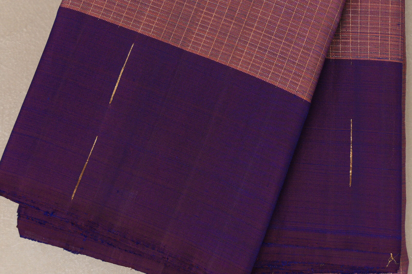 Onion Pink with Dual Tone of Plum and Blue border Vintage Kanjivaram Silk Saree SS8942