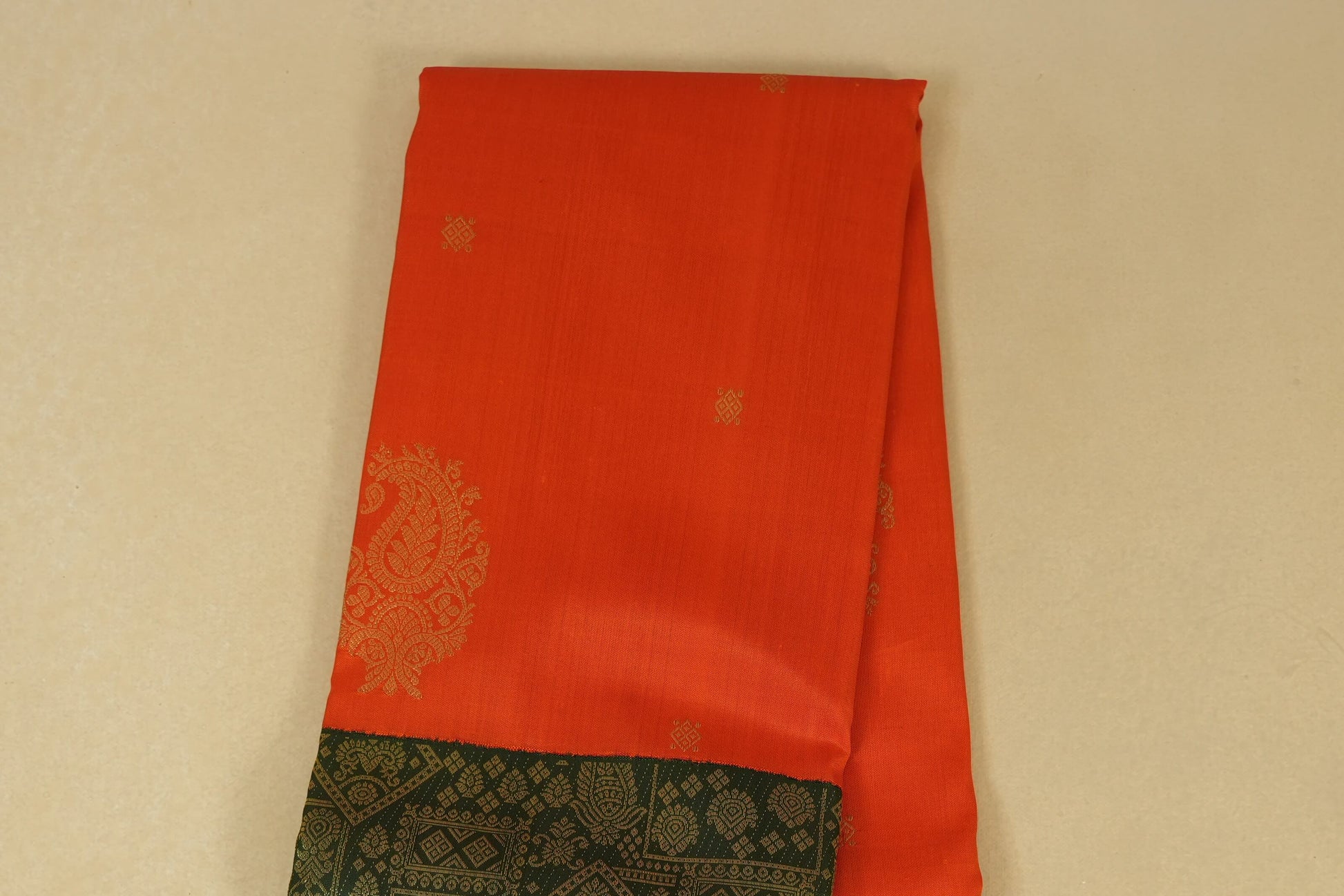 Orange kanjivaram silk saree body zoom