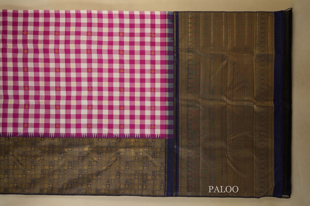vintage kanjivaram silk saree paloo