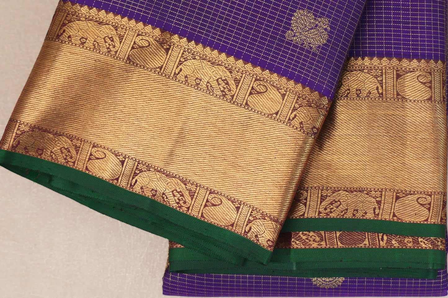 Deep Violet Heirloom Kanjivaram Silk Saree border zom