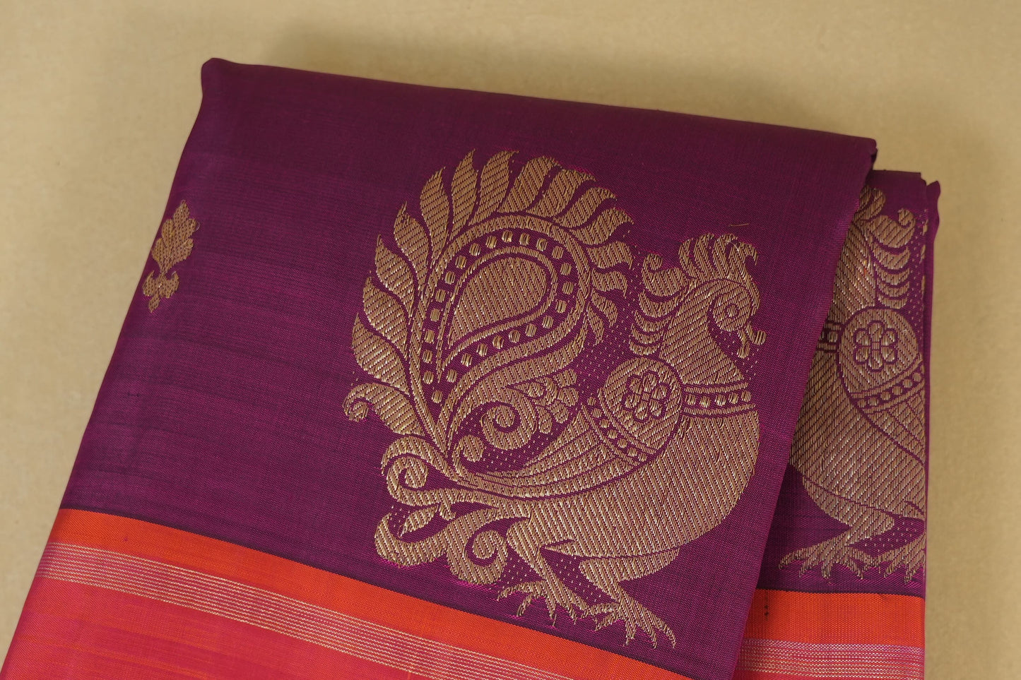 Magenta Kanjivaram Silk Saree body zoom