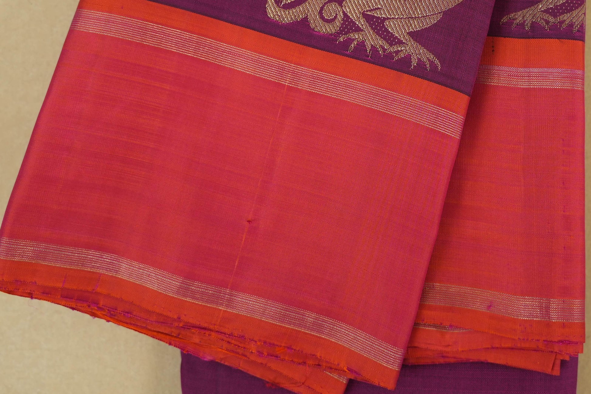 Magenta Kanjivaram Silk Saree borders zoom
