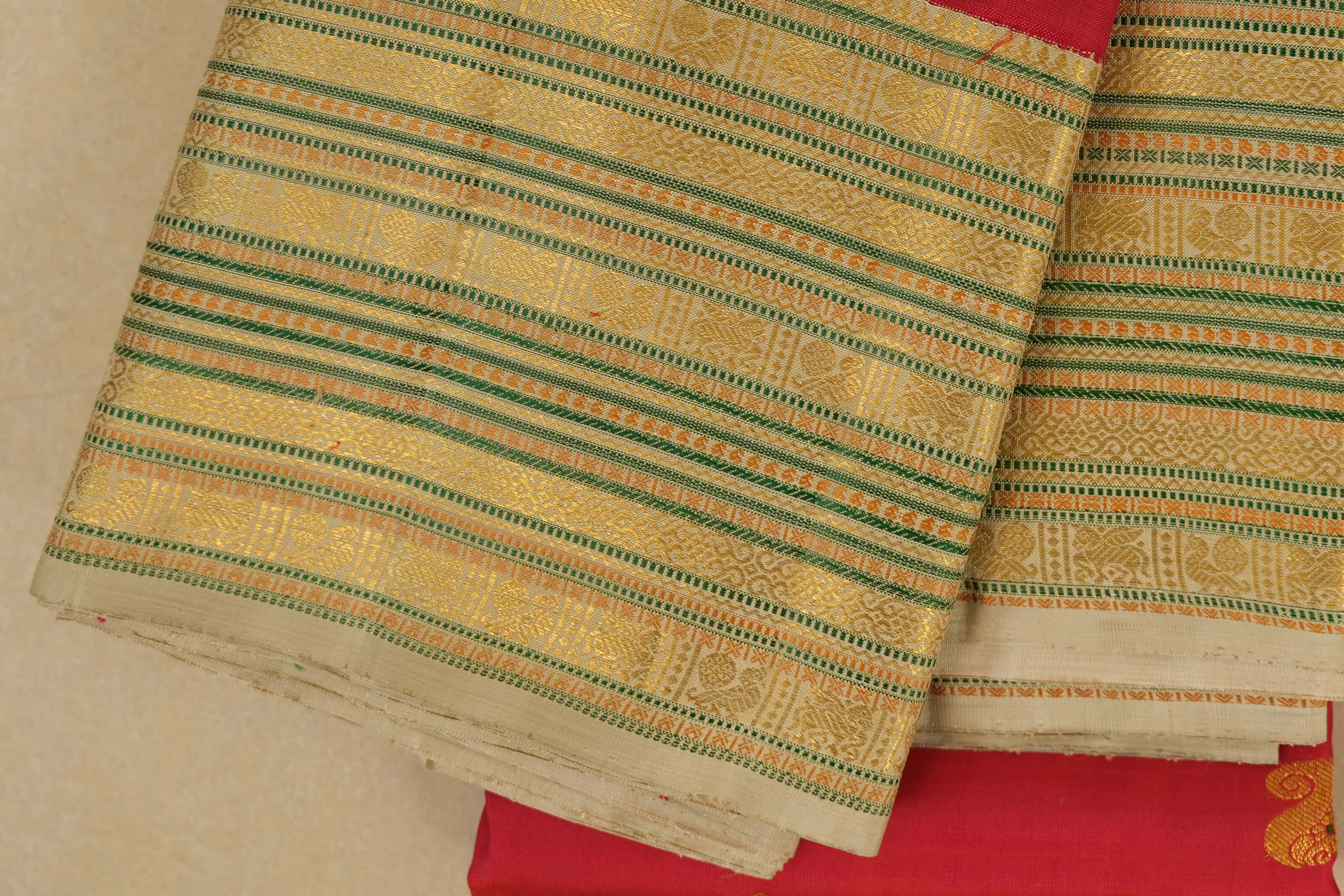 Red vintage kanjivaram silk saree borders zoom