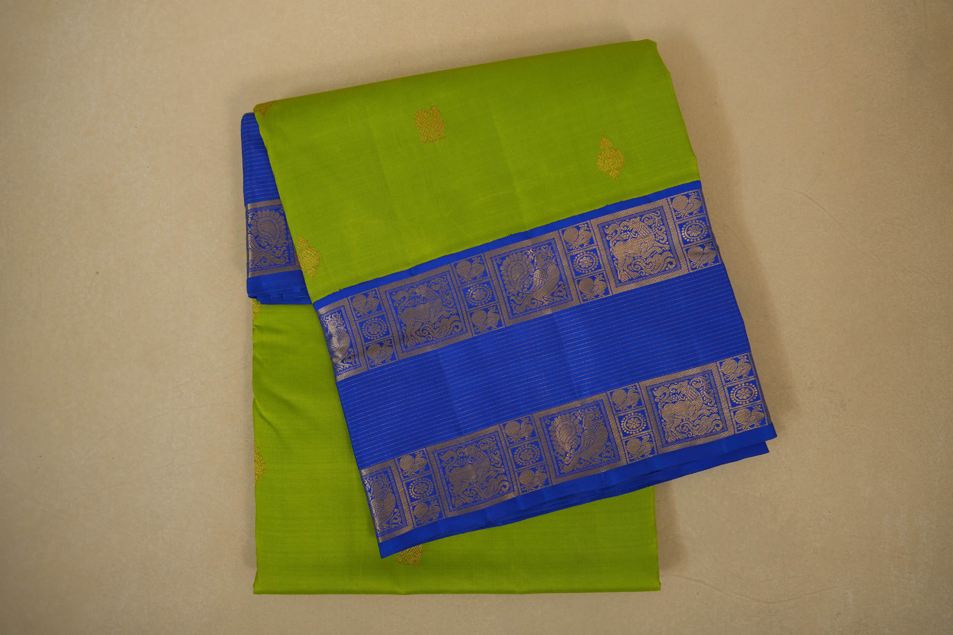 Parrot green ten yards madisar silk saree