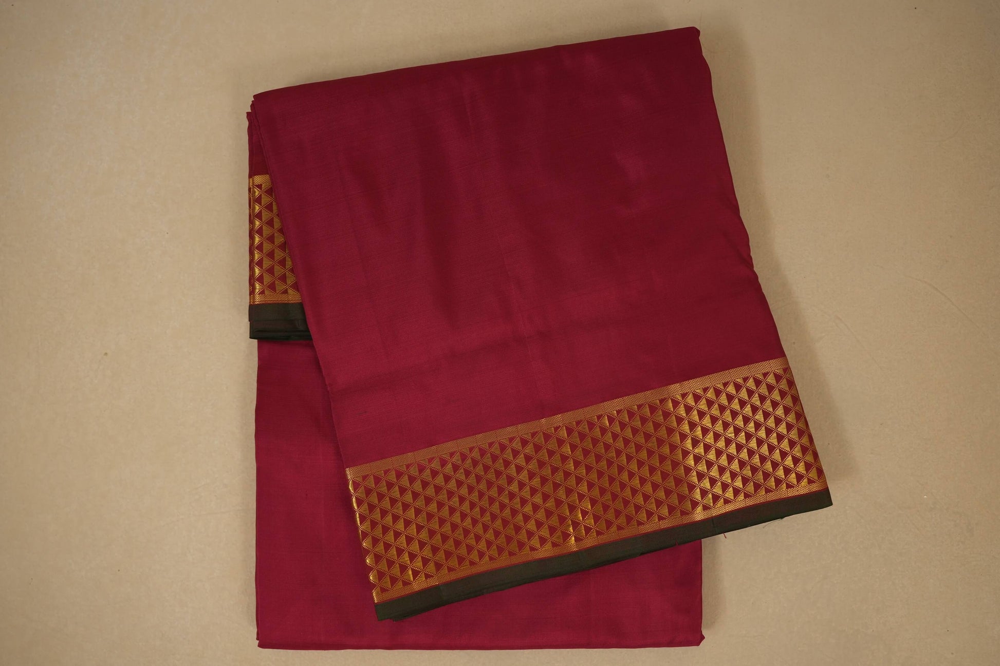 Maroon ten yards madisar silk saree