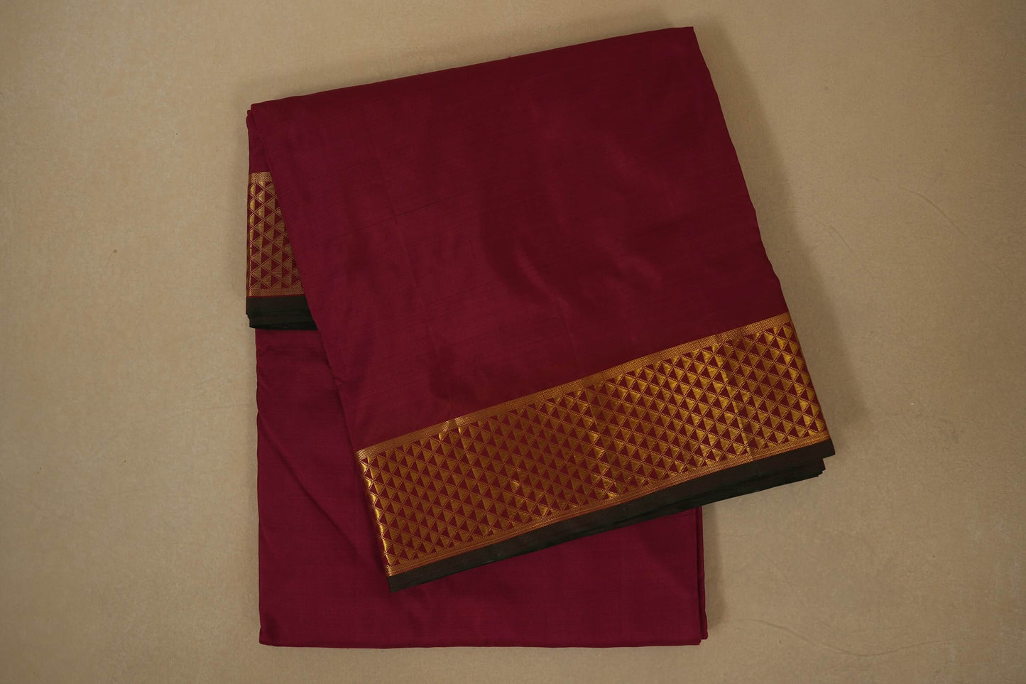 Maroon ten yards madisar silk saree