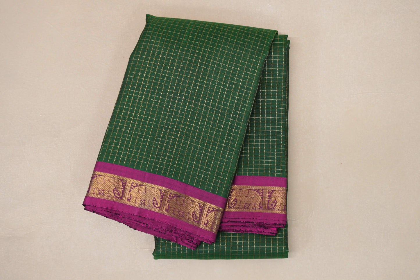 Bottle Green with Dark Magenta Borders Vintage Heirloom Kanjivaram Silk Saree SS9032