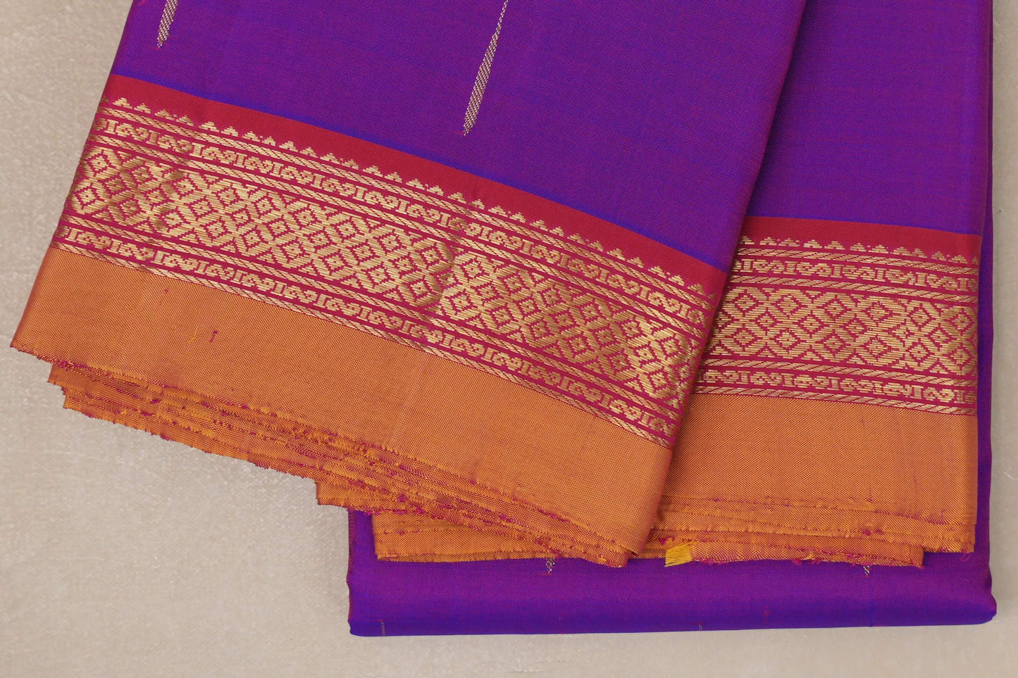 Dual Tone Pink and Blue with Reddish Pink Borders and Mustard Selvedge Vintage Kanjivaram Silk Saree SS9049