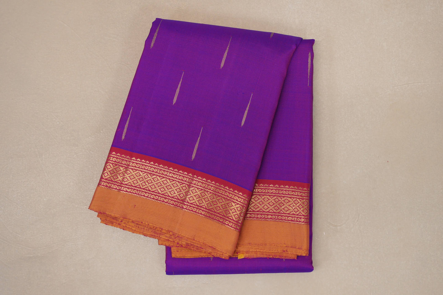 Dual Tone Pink and Blue with Reddish Pink Borders and Mustard Selvedge Vintage Kanjivaram Silk Saree SS9049