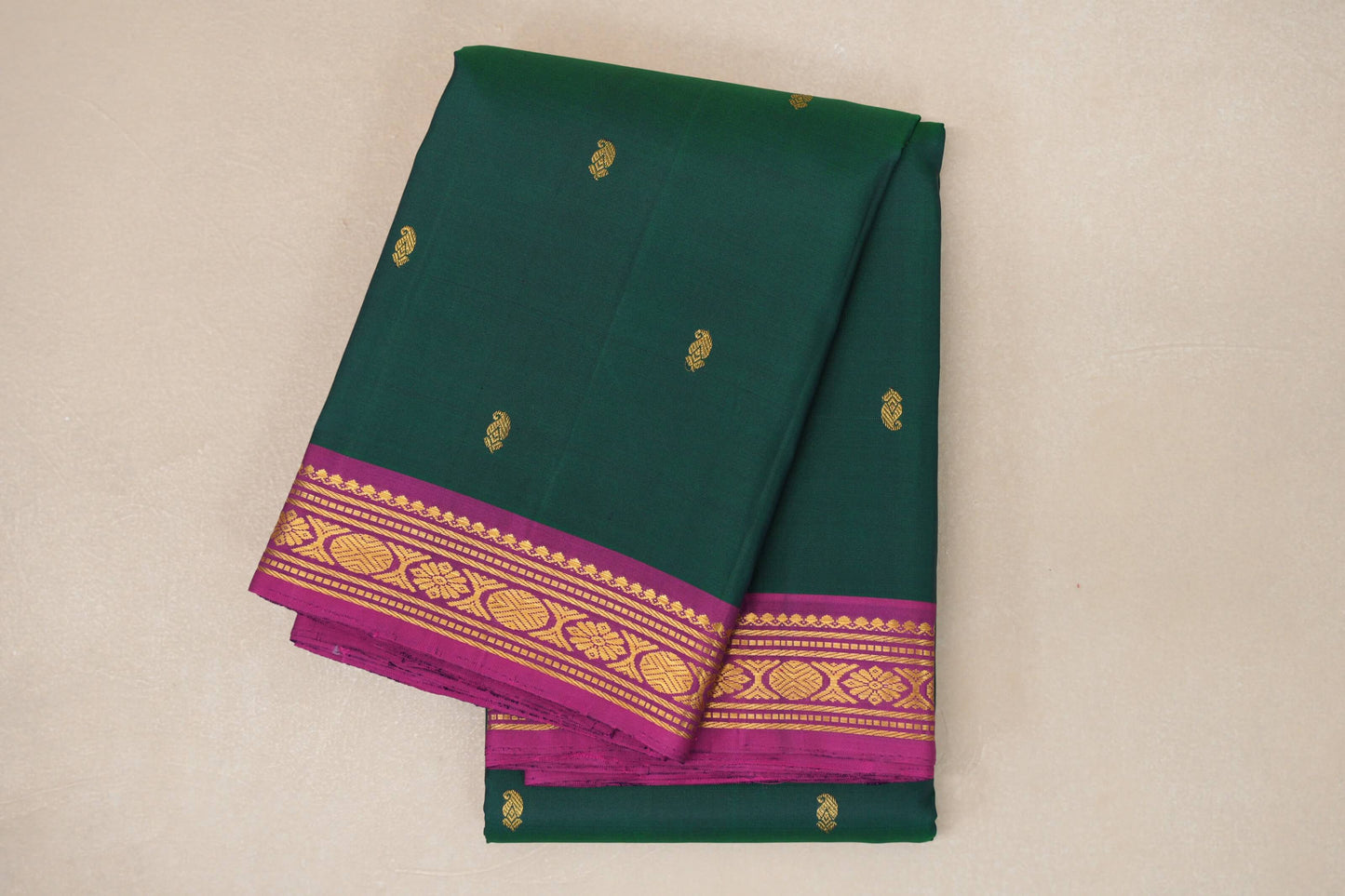 Bottle Green with Bright Magenta Borders Vintage Kanjivaram Silk Saree SS9050