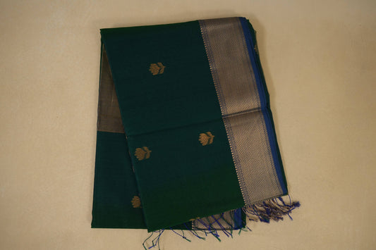 Peacock green folded maheshwari silk cotton saree