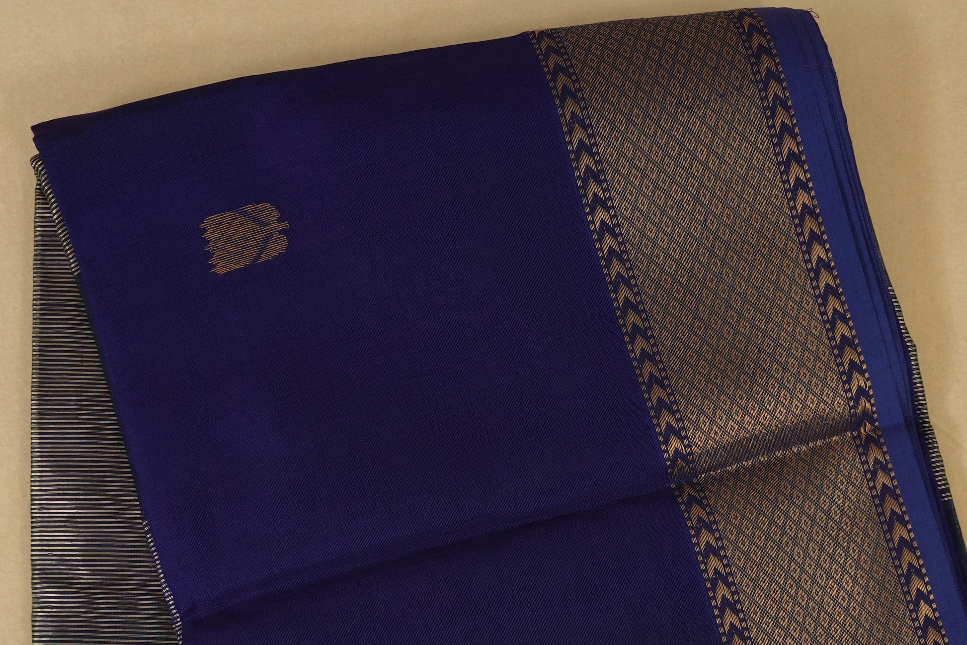 Multi Color Maheshwari Silk Cotton Saree online