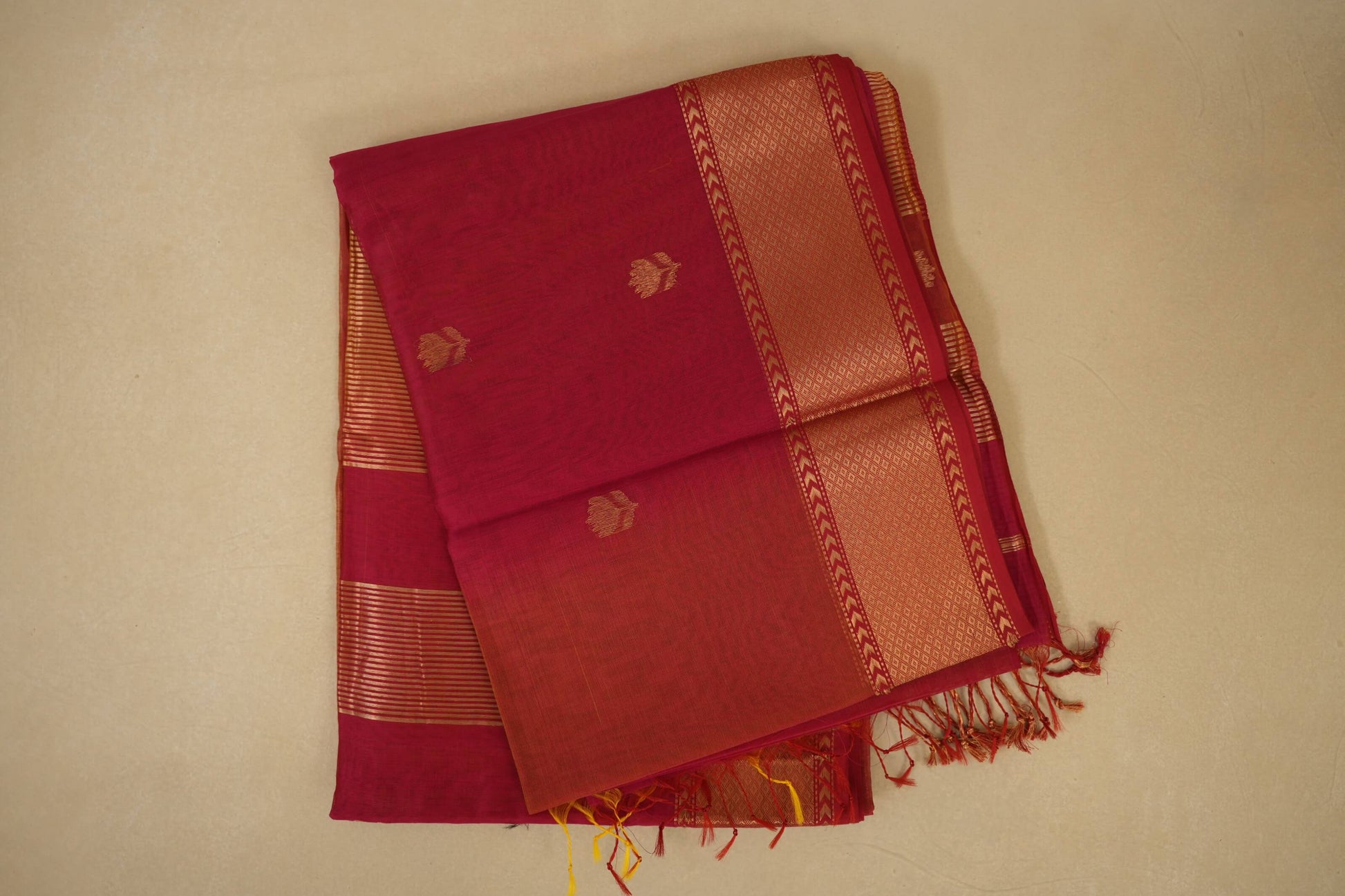 Multi Color folded Maheshwari Silk Cotton Saree 