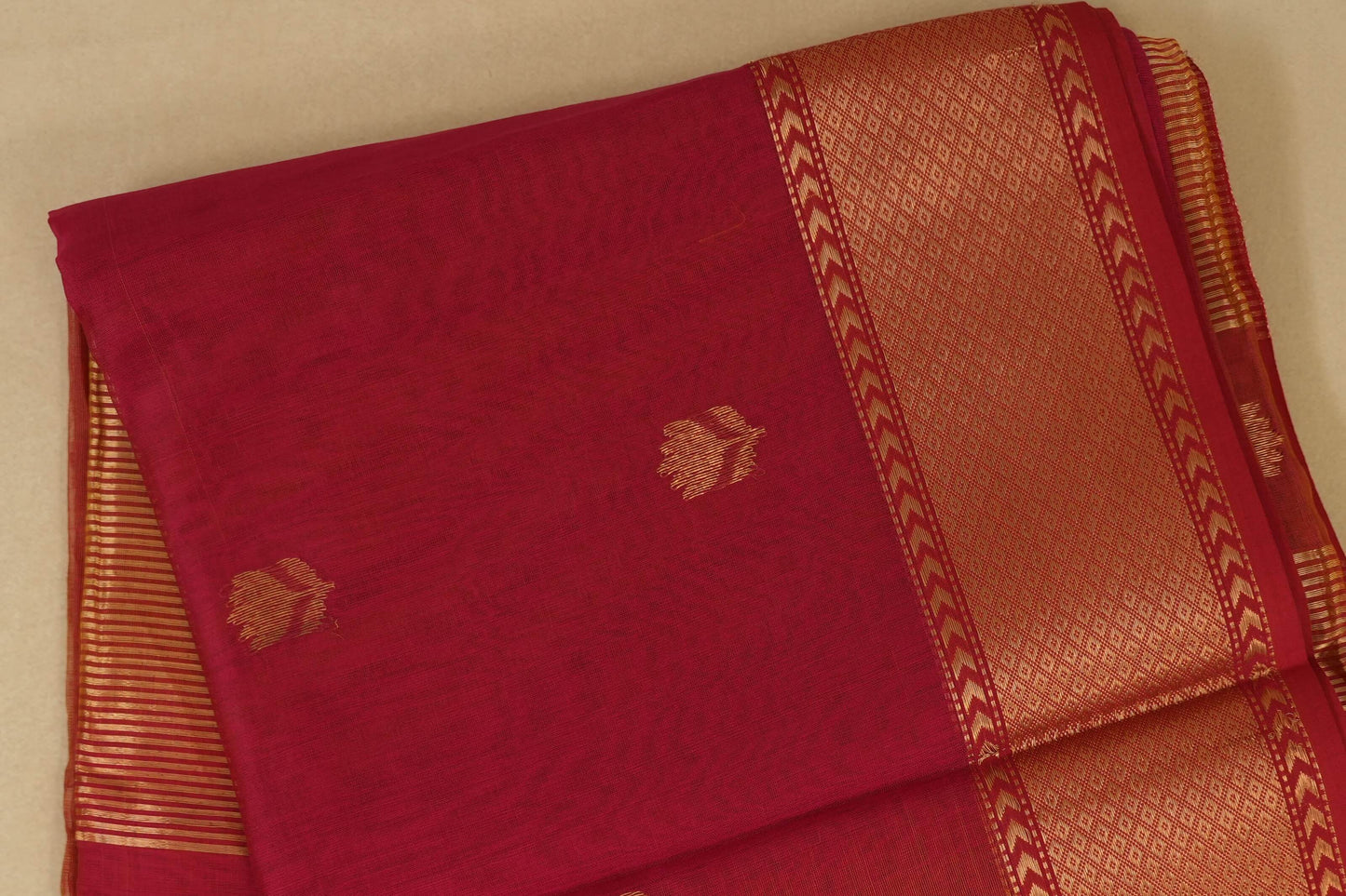 Multi Color Maheshwari Silk Cotton Saree body zoom