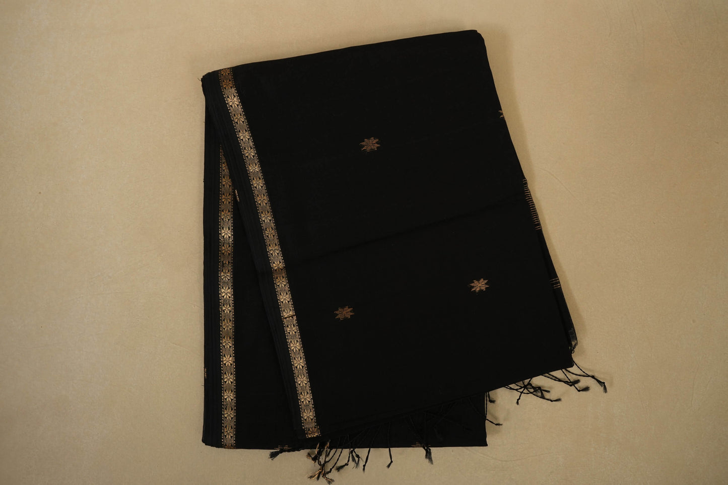 Black folded maheshwari silk cotton saree