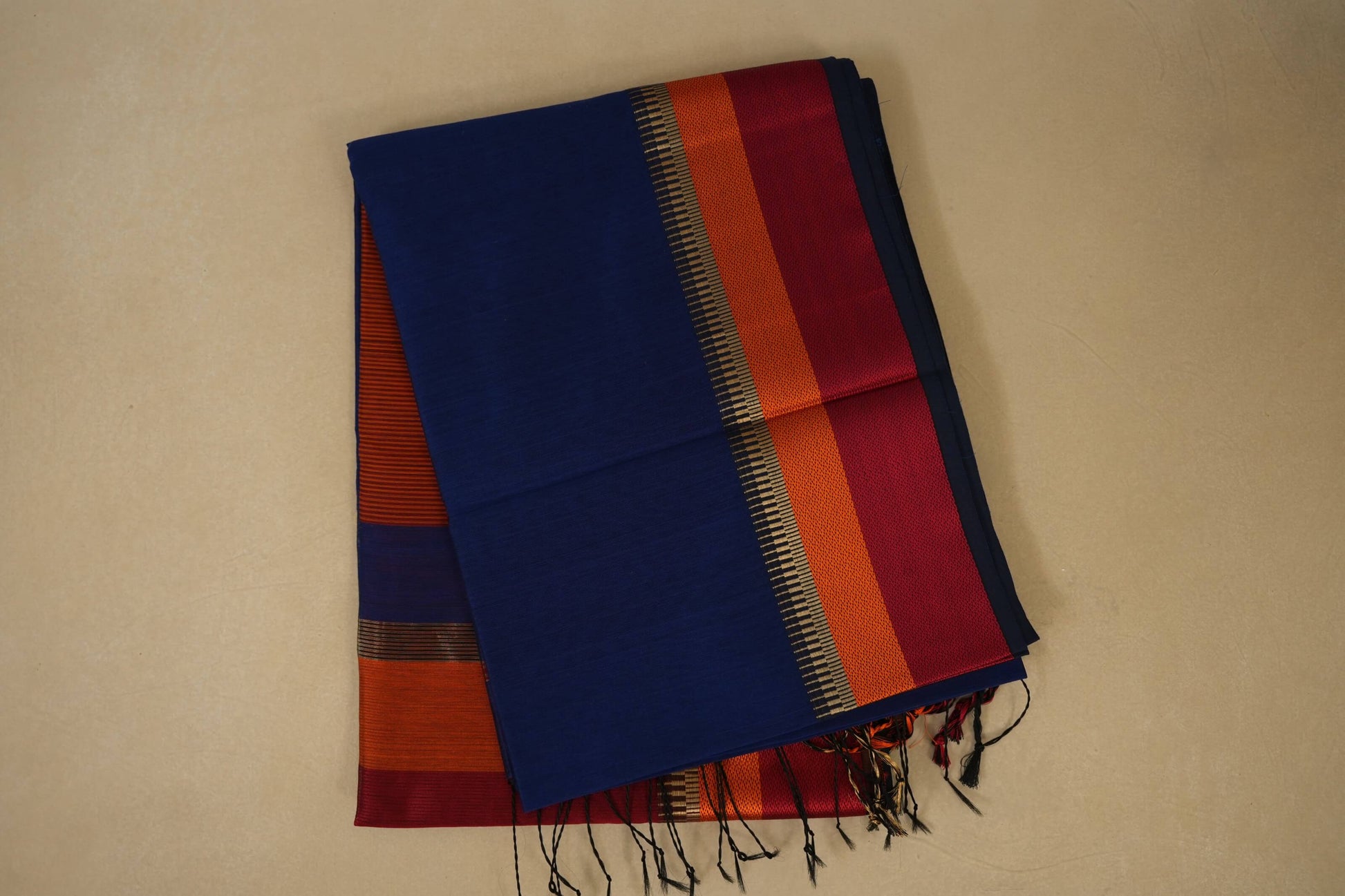 Blue folded maheshwari silk cotton saree