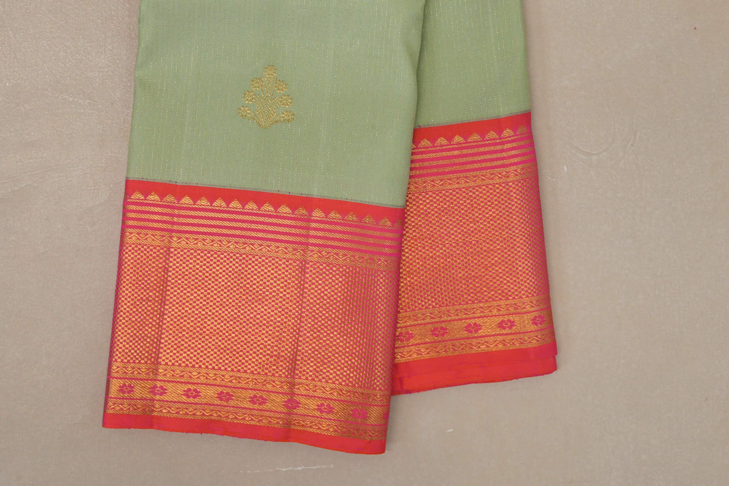 Light Pistachio Green Vintage Kanjivaram Silk Saree SS9065