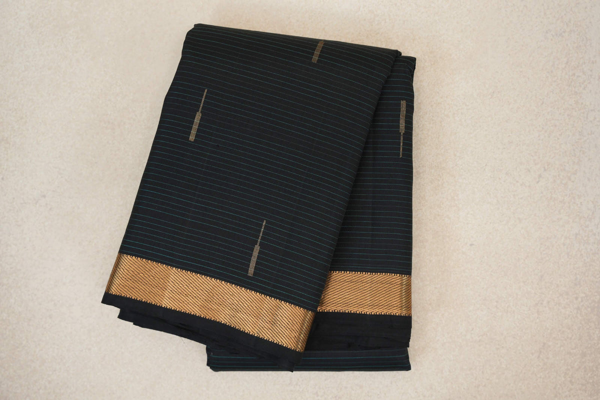 Black Vintage Kanjivaram Silk Saree SS10183
