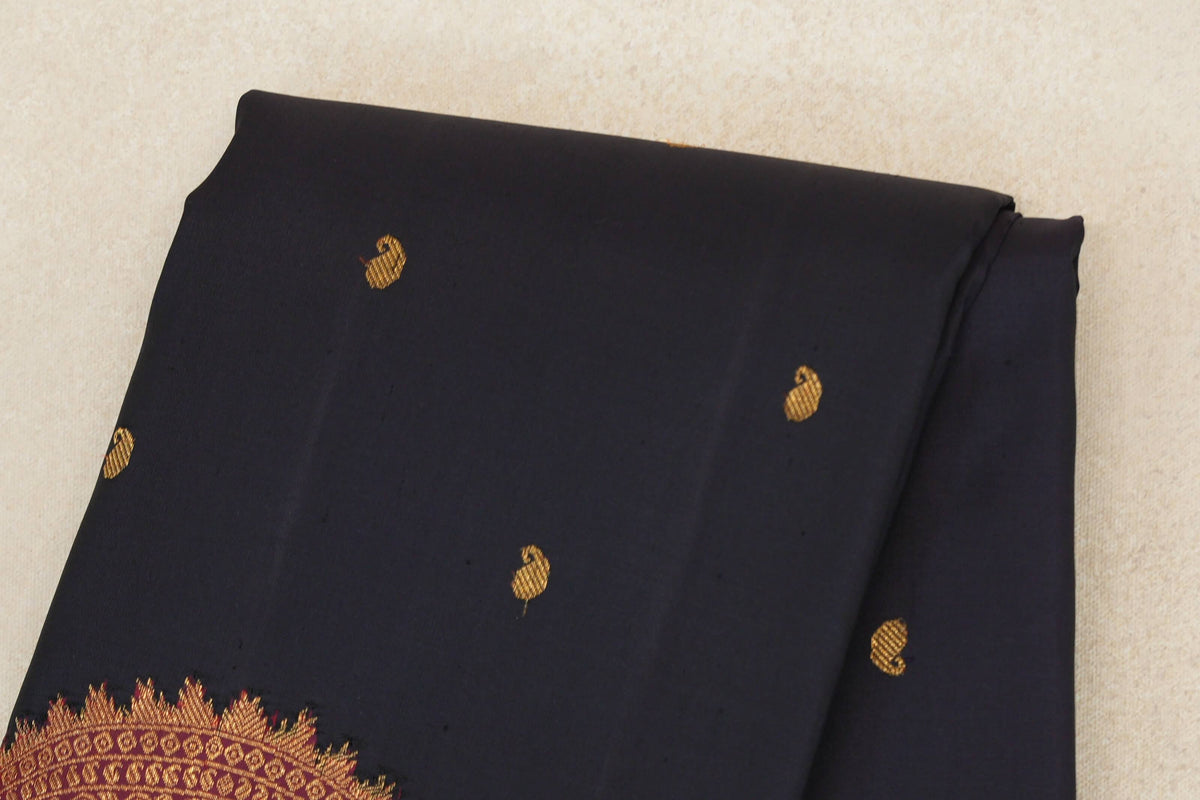 Deep Navy Blue with Deep Maroon/Yellowish Green Borders Vintage Kanjivaram Silk Saree body