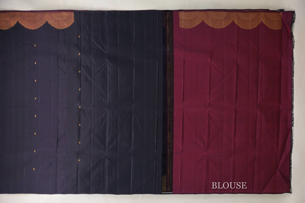 Deep Navy Blue with Deep Maroon/Yellowish Green Borders Vintage Kanjivaram Silk Saree blouse