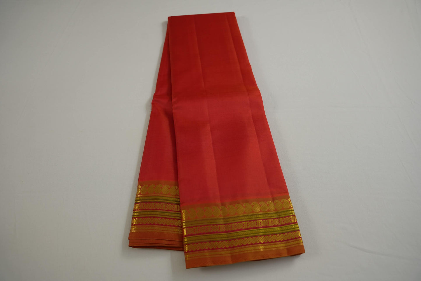 Plain light weight kanchipuram saree