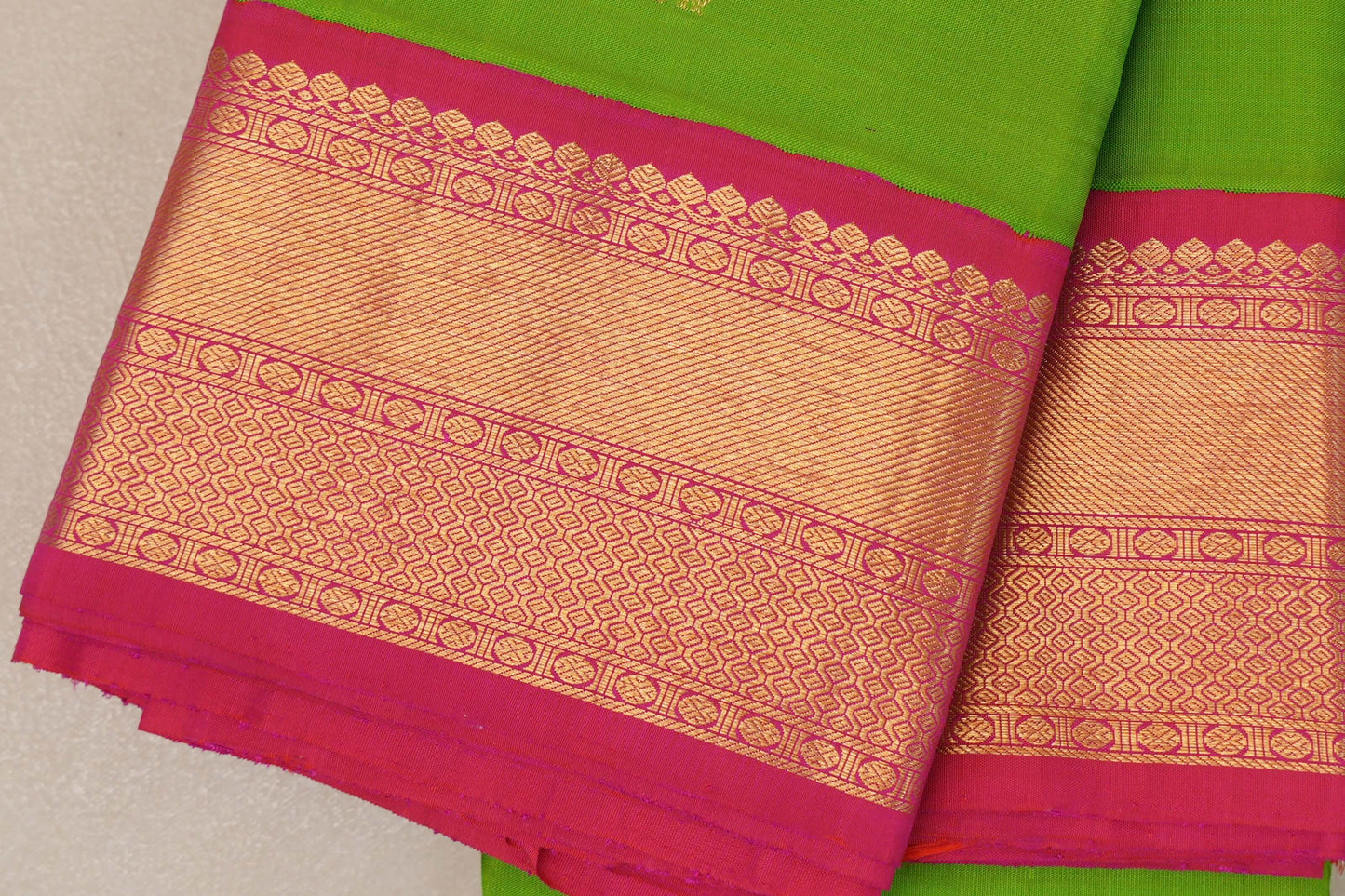 Parrot Green with Rani Pink Borders Vintage Kanjivaram Silk Saree SS9066