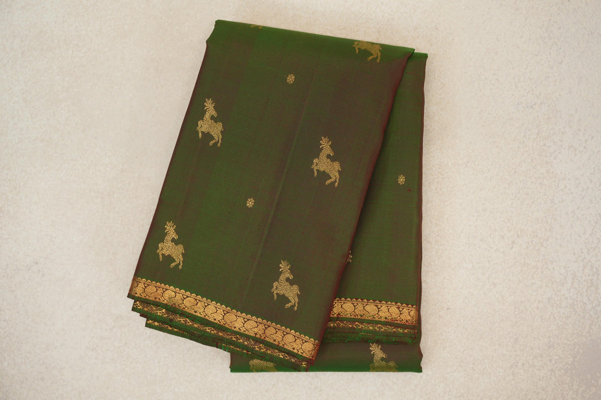 Dual Tone of Forest Green and Red Vintage Kanjivaram Silk Saree