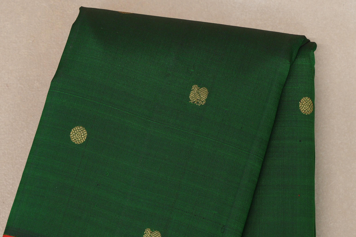 Emerald Green with Bright Red Borders Vintage Kanjivaram Silk Saree SS9079