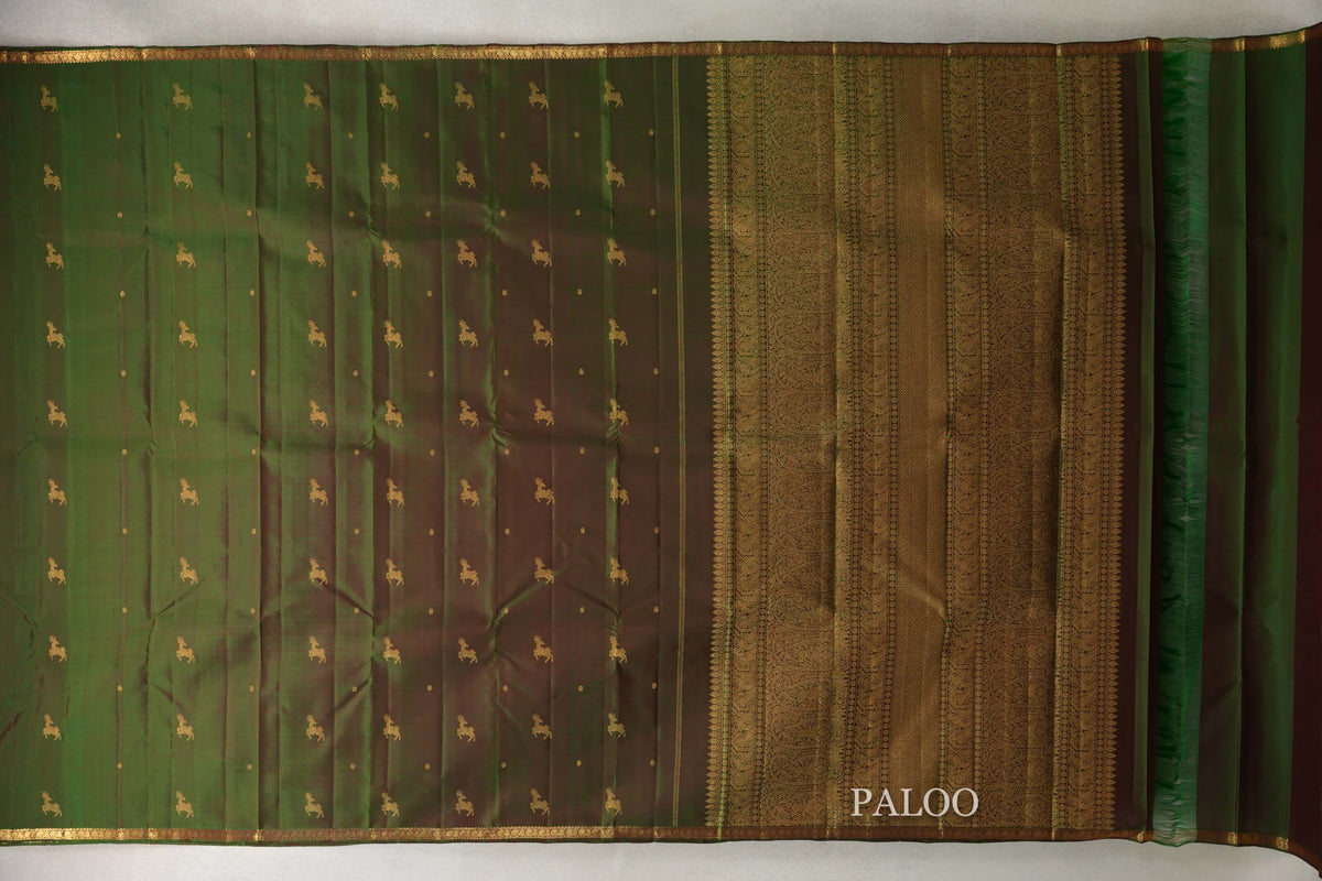 Dual Tone of Forest Green and Red Vintage Kanjivaram Silk Saree paloo