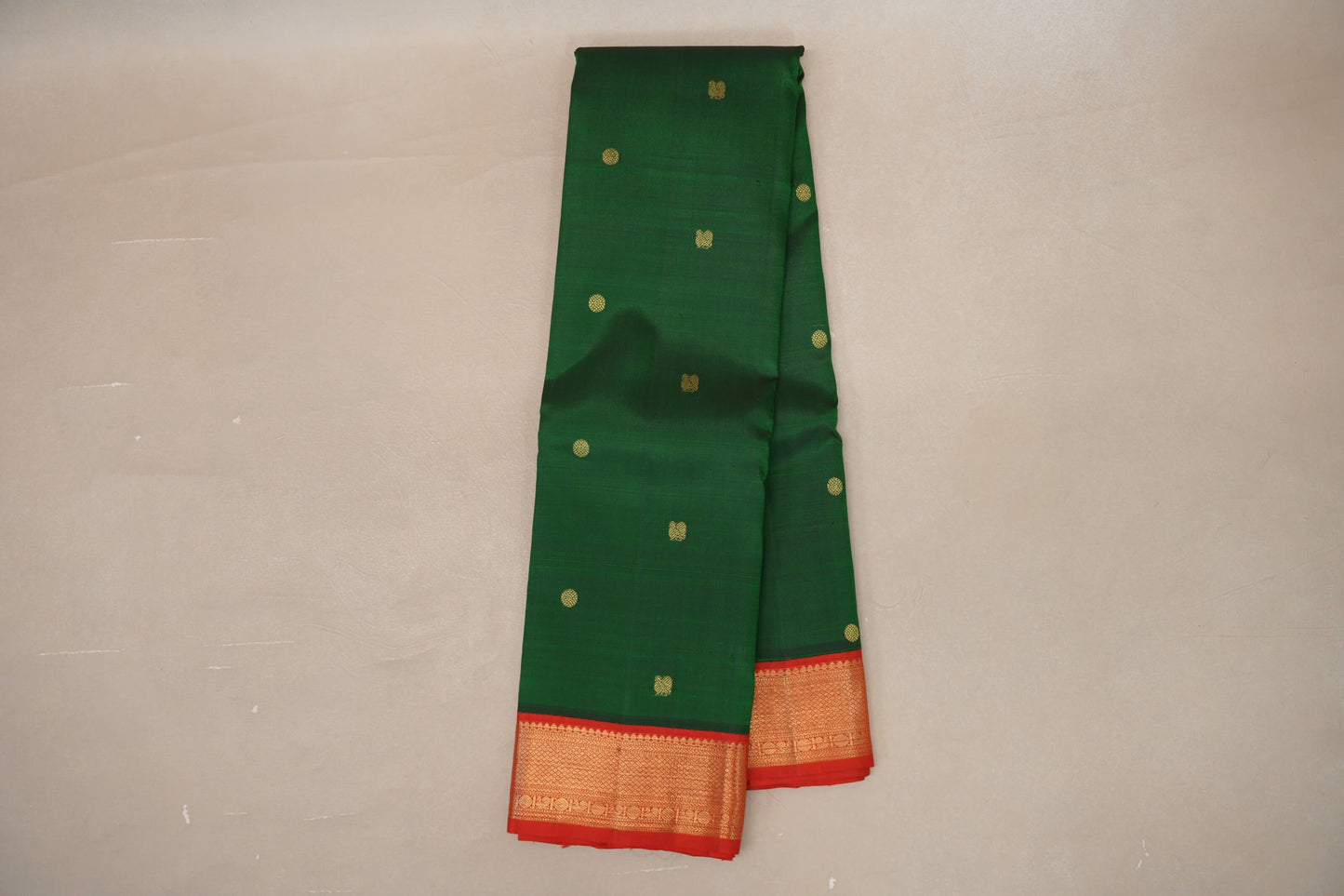 Emerald Green with Bright Red Borders Vintage Kanjivaram Silk Saree SS9079