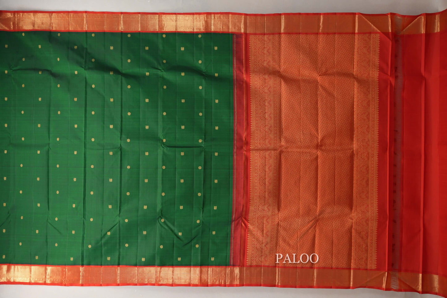 Emerald Green with Bright Red Borders Vintage Kanjivaram Silk Saree SS9079