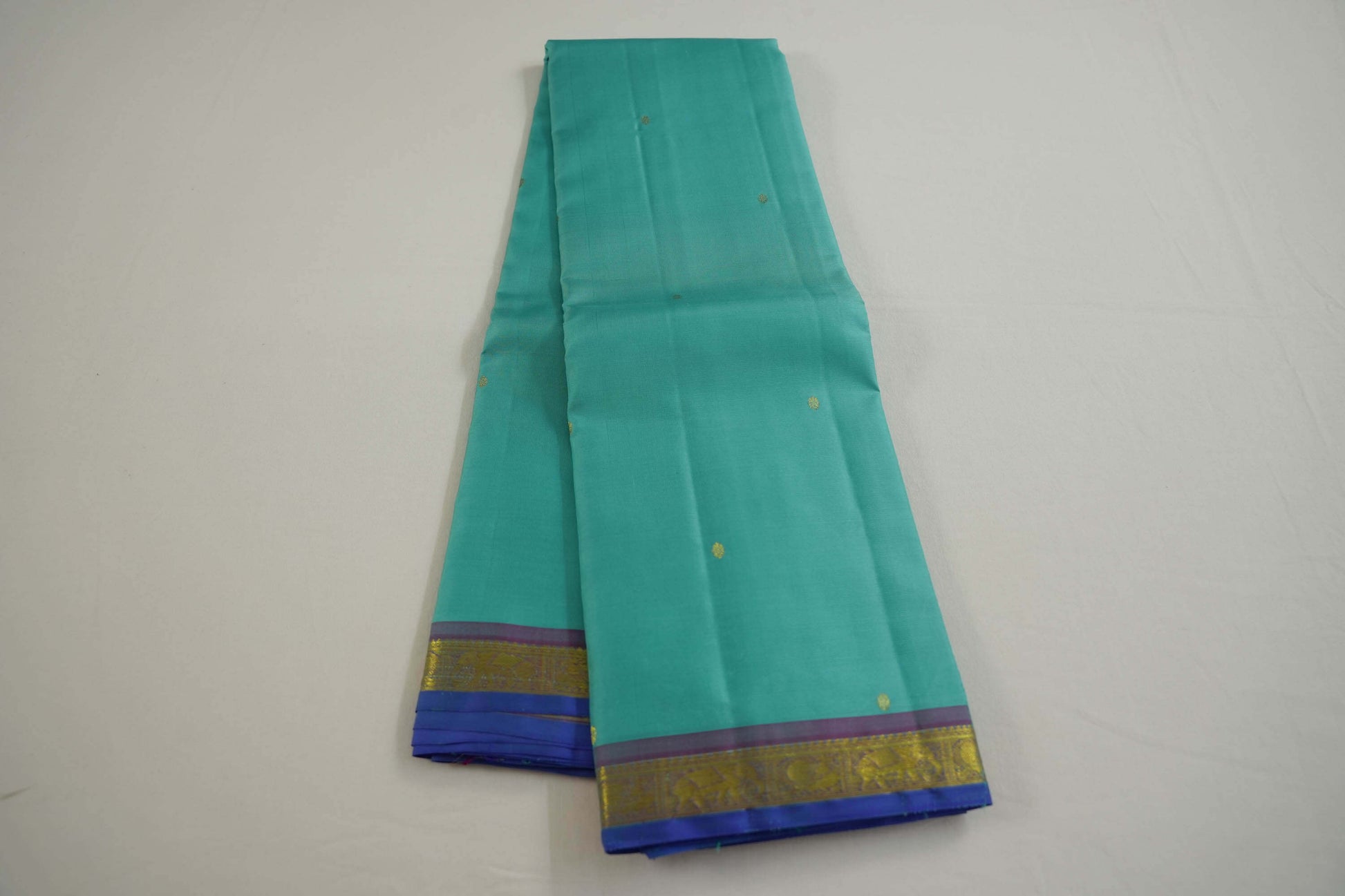 Bridal light weight kanchipuram saree