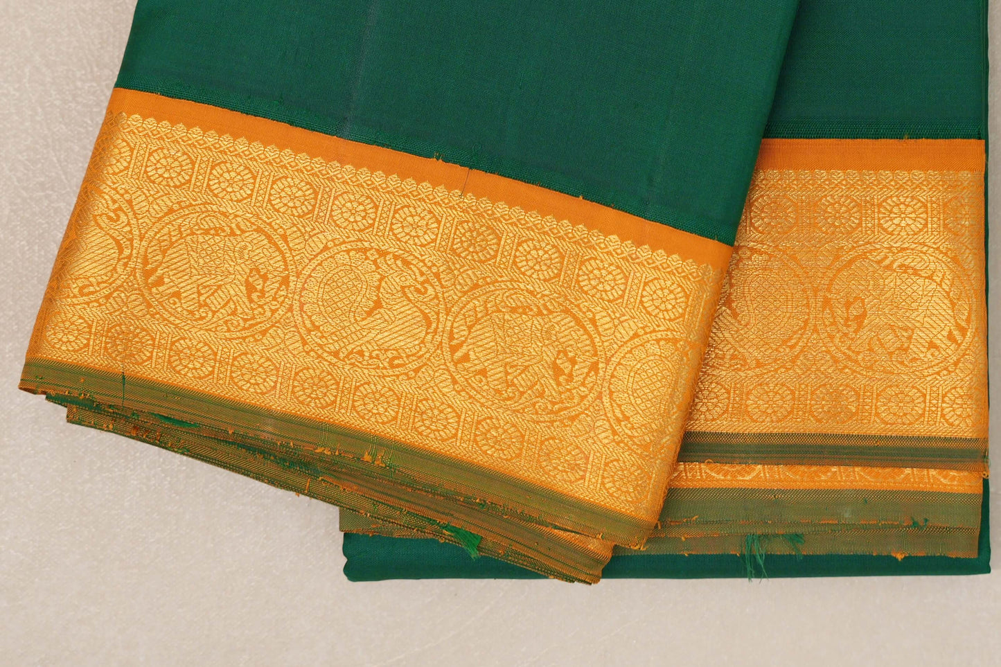 Bright Leaf Green with Mustard Orange Borders Vintage Kanjivaram Silk Saree SS9083