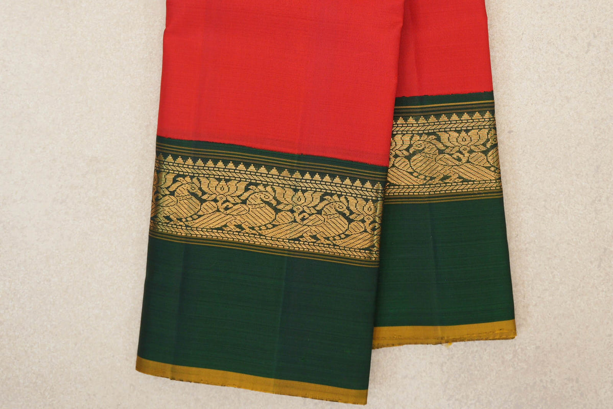 Bright Red Vintage Kanjivaram Silk Saree border