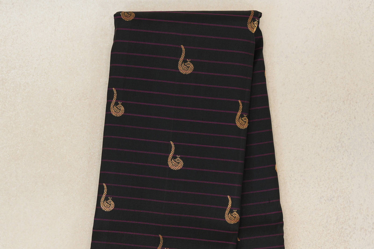 Black with Deep Magenta Rettai Pettu Borders Vintage Kanjivaram Silk Saree body