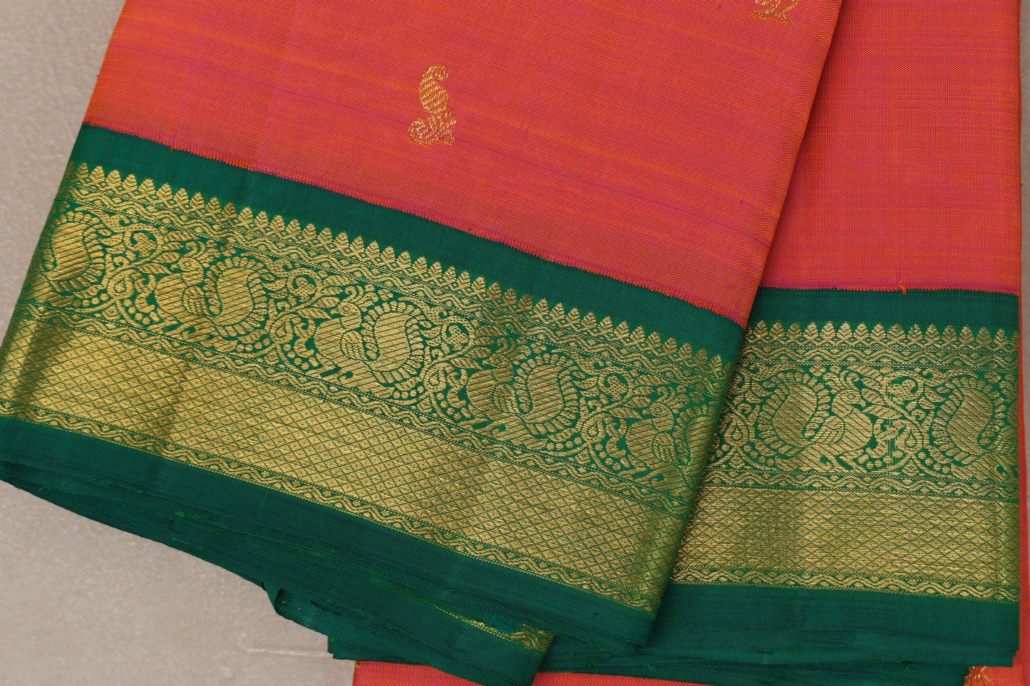 Dual Tone of Pink and Yellow Vintage Kanjivaram Silk Saree by Shreenivas Silks border