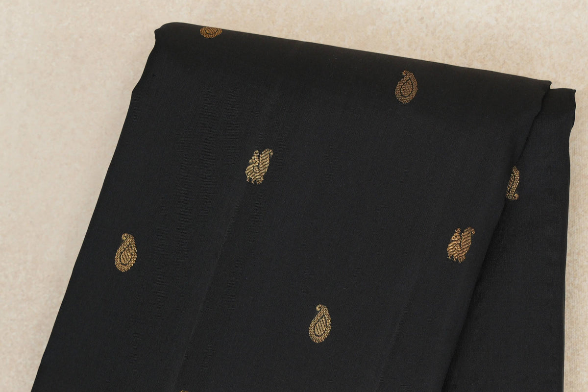 Black with Deep Maroon with Deep Orange Selvedge Borders Vintage Kanjivaram Silk Saree body