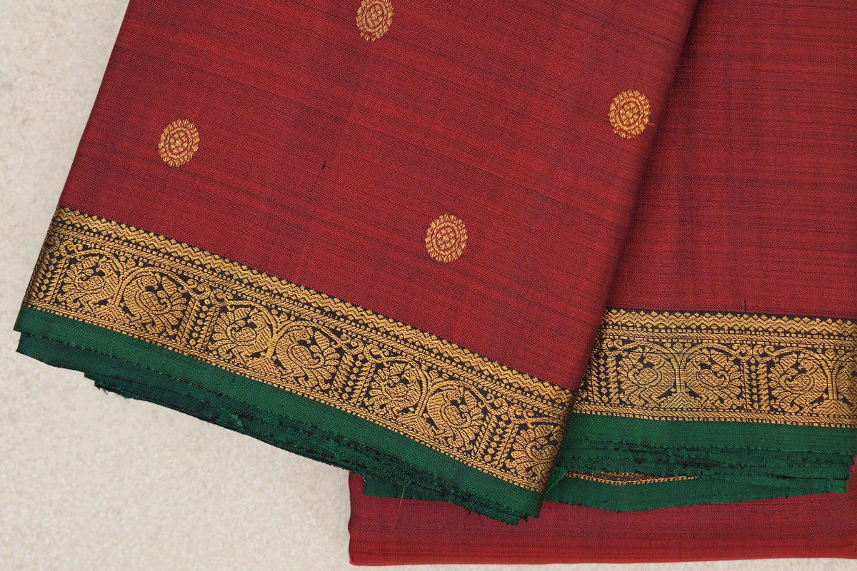 Deep Red Vintage Kanjivaram Silk Saree border
