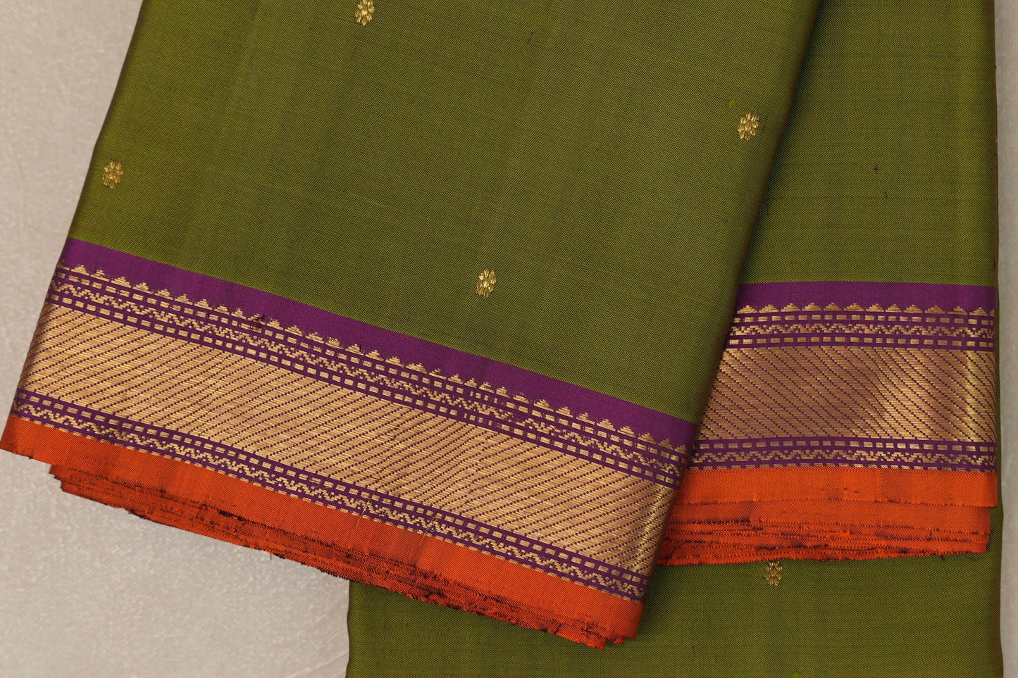Olive green with Violet Purple borders Vintage Kanjivaram Silk Saree SS9098