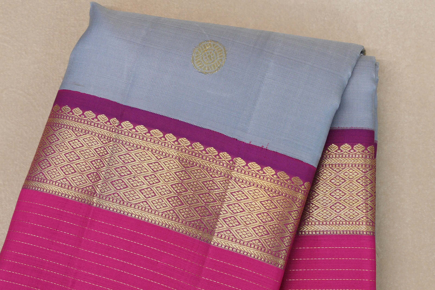 Ash grey with Bright Rani Pink borders Vintage Kanjivaram Silk Saree SS9100