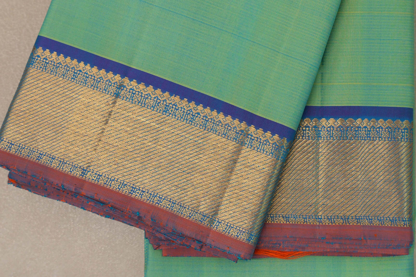 Dual Tone Green and Blue Vintage Kanjivaram Silk Saree SS9103