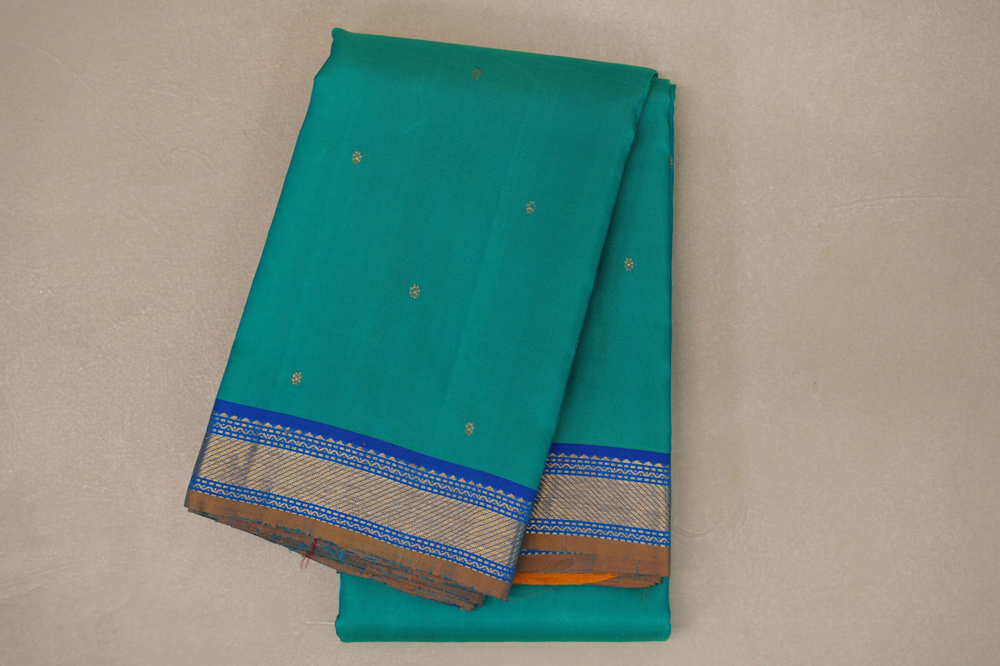 Dual Tone Green and Blue Vintage Kanjivaram Silk Saree SS9104